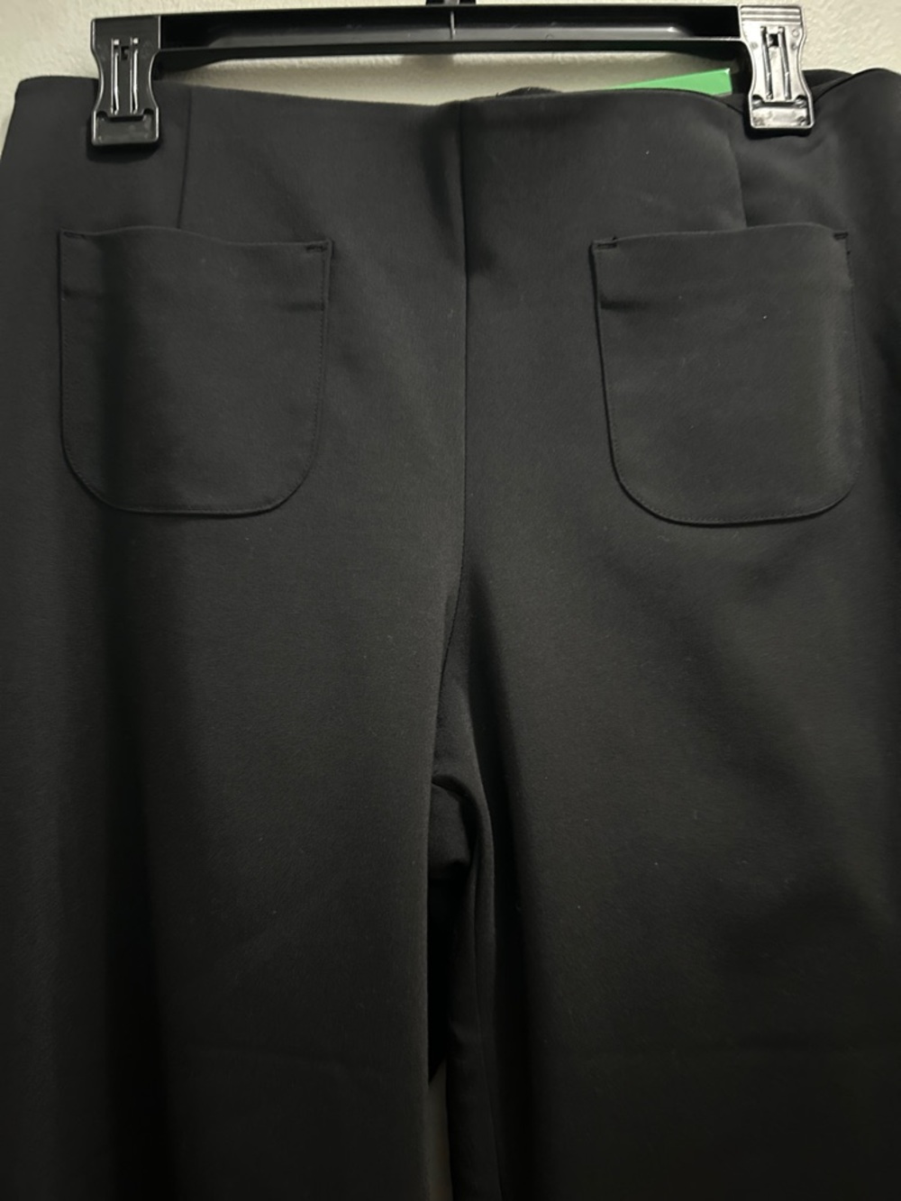 Investments Black Wide-Leg Capris - Picture 3 of 5